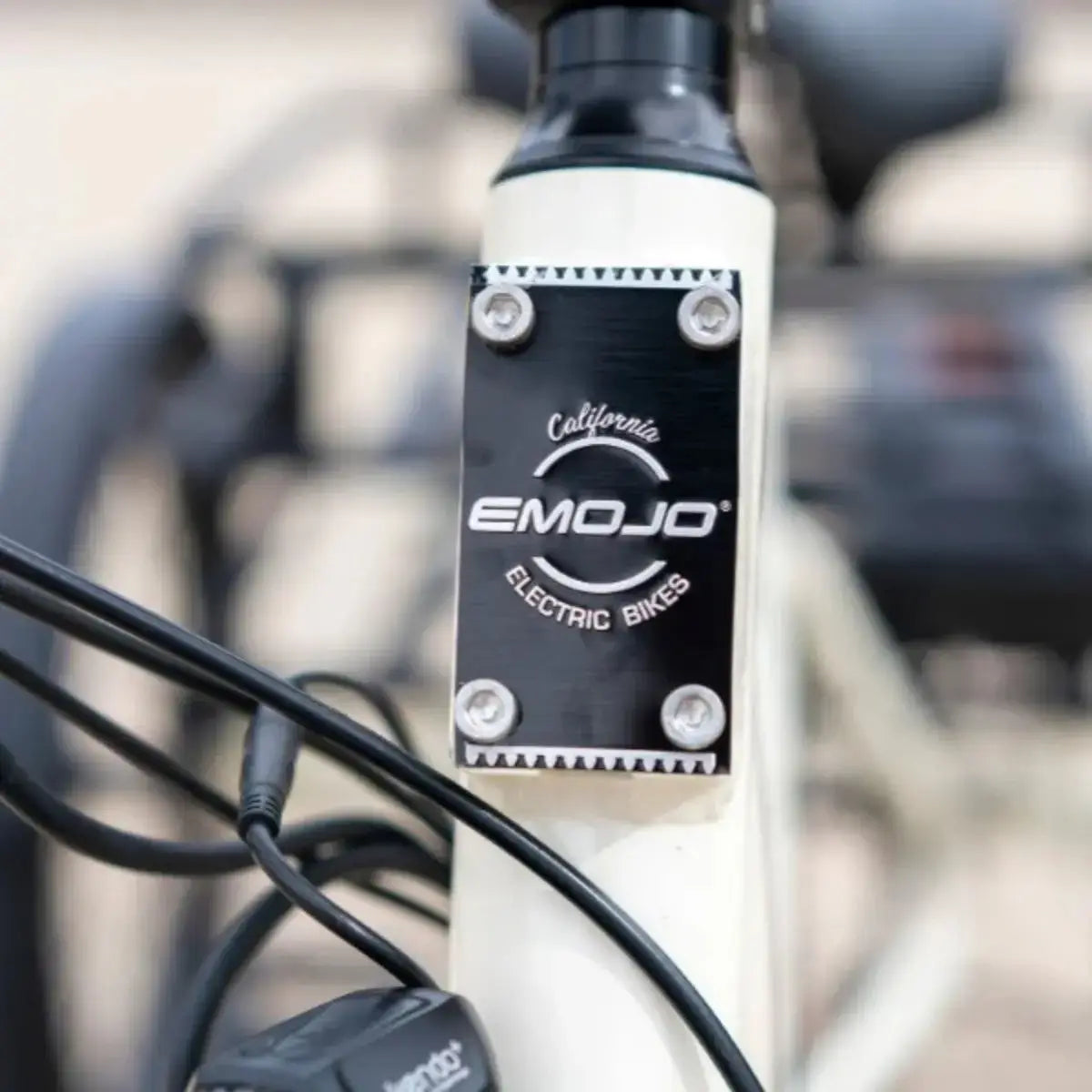 Emojo Bull electric bike kickstand detail