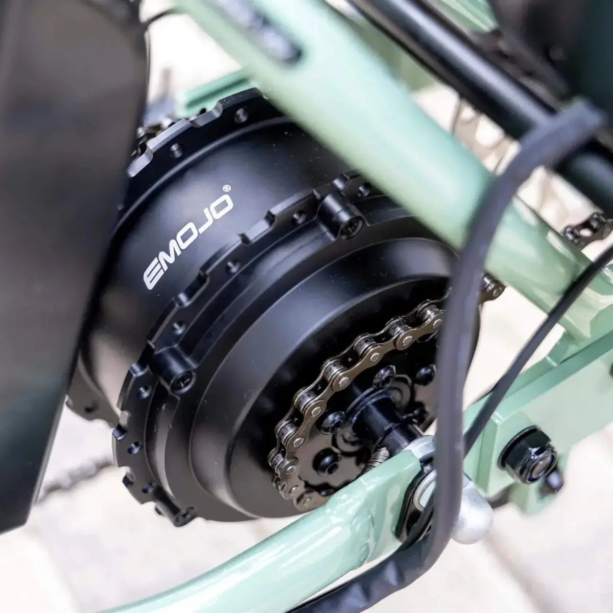 Emojo Dexter electric bike seat detail