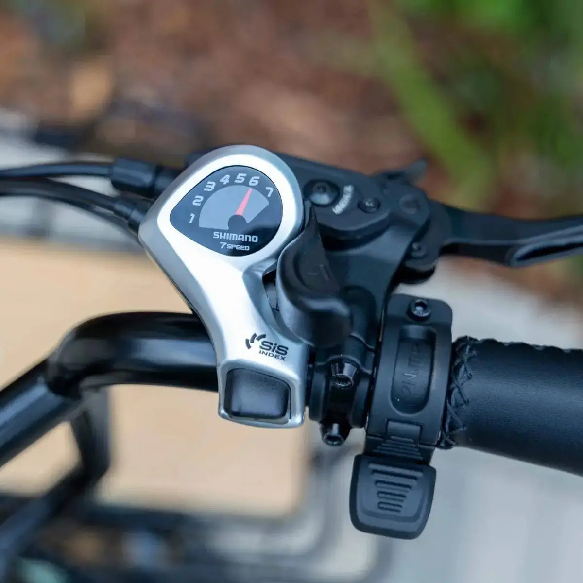 Emojo Dexter electric bike suspension detail